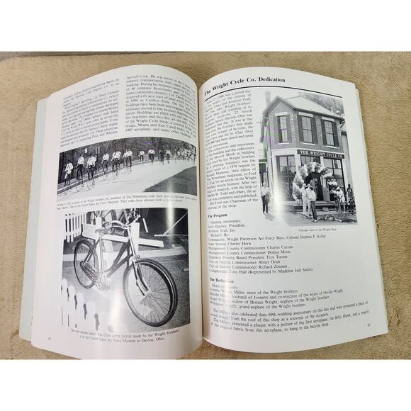 The Wright Brothers From Bicycle to Biplane Illustrated 1990 Print in USA - Picture 8 of 15